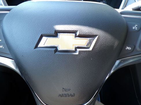 Used 2021 Chevrolet Equinox LT FWD image 32