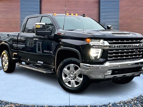 Used 2020 Chevrolet Silverado 3500 LTZ w/ LTZ Plus Package image 1