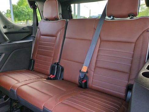 Certified 2023 GMC Yukon Denali Ultimate w/ LPO, Floor Liner Package AWD/4WD image 15