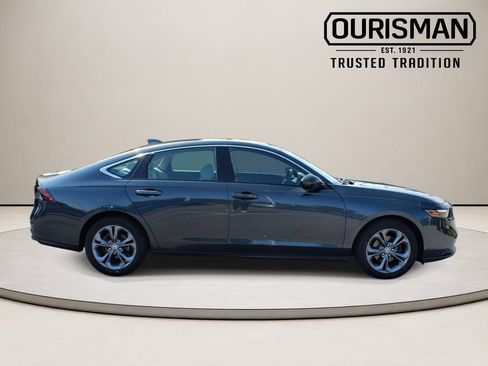 Used 2024 Honda Accord EX image 10