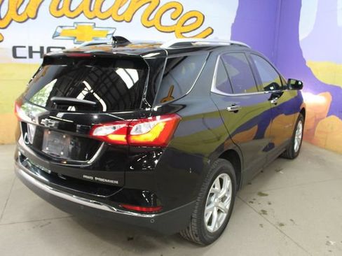 Used 2020 Chevrolet Equinox Premier AWD/4WD image 8