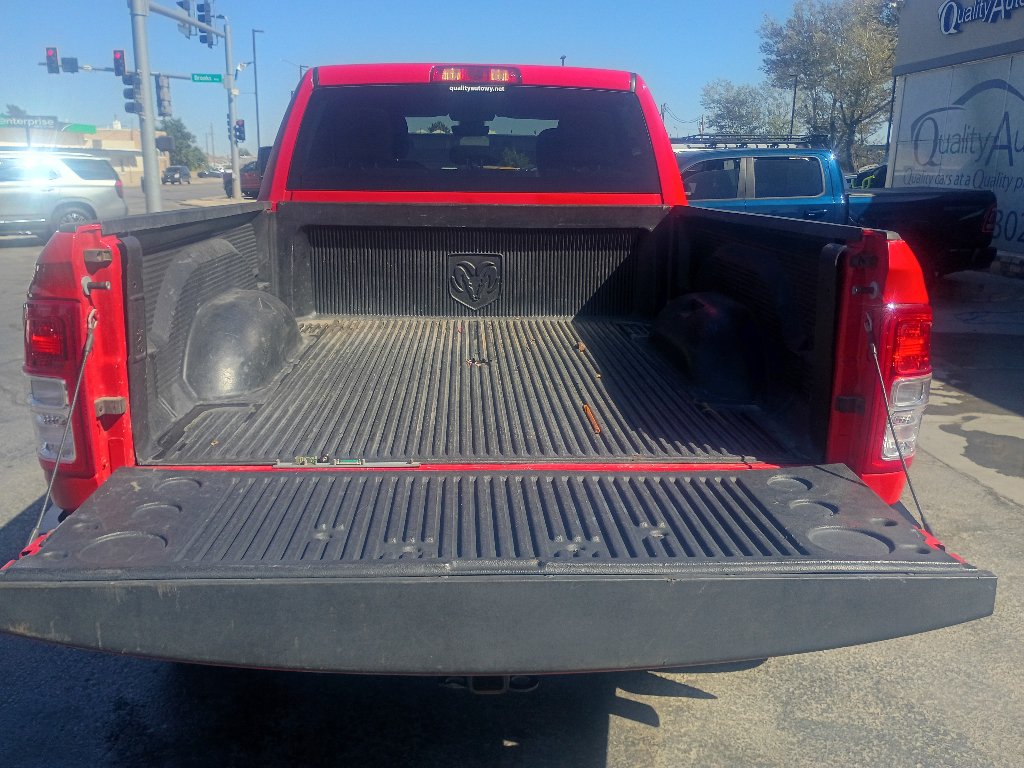 Used 2024 RAM 2500 Big Horn w/ Sport Appearance Package AWD/4WD image 16