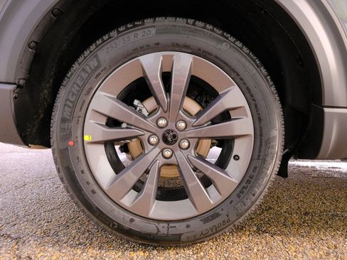 New 2026 Ford Explorer Active w/ Active Comfort Package image 46