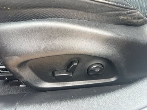 Used 2019 Jeep Compass Limited FWD image 11