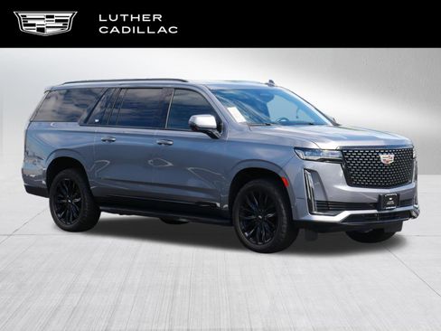 Used 2022 Cadillac Escalade ESV Premium Luxury AWD/4WD image 1