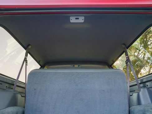 Used 1994 Ford Bronco XLT image 98