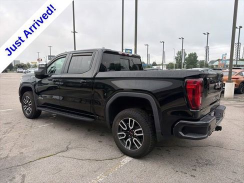 Used 2022 GMC Sierra 1500 AT4 w/ AT4 Premium Package AWD/4WD image 7