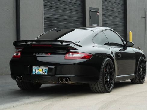 Used 2006 Porsche 911 Carrera S RWD image 7