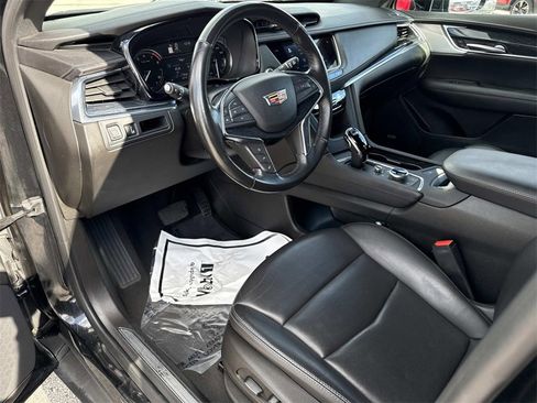 Used 2023 Cadillac XT5 Premium Luxury image 10