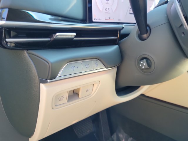 Certified 2026 Genesis GV80 2.5T RWD image 17