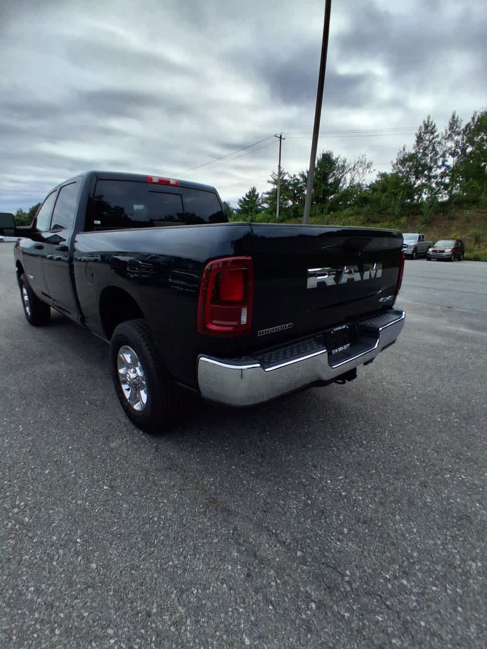 New 2026 RAM 3500 Big Horn AWD/4WD image 8