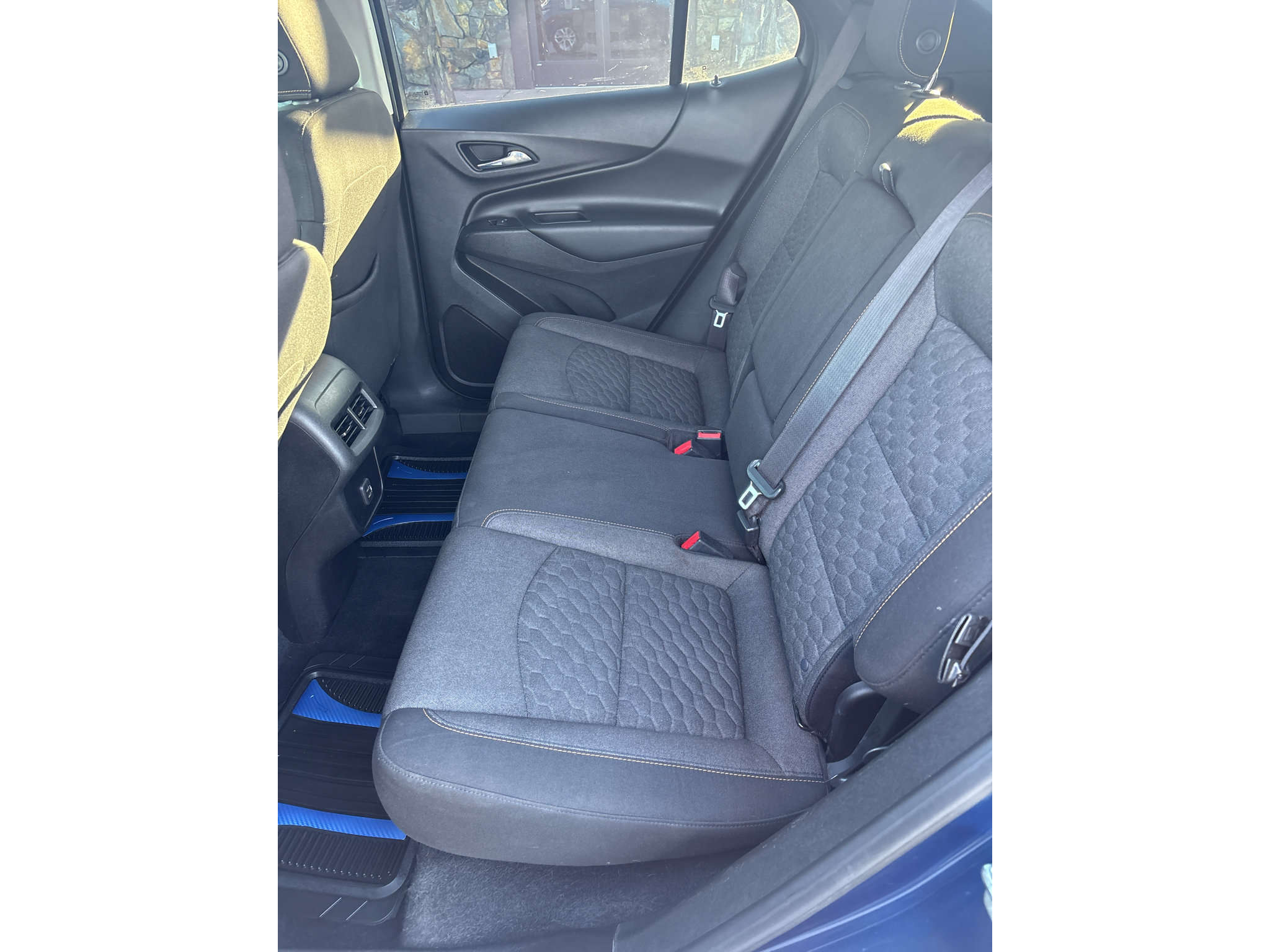 Used 2019 Chevrolet Equinox LT FWD image 14
