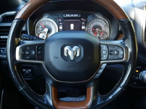 Used 2020 RAM 1500 Longhorn image 12