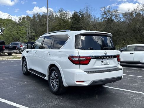 Certified 2024 Nissan Armada SL w/ Captain's Chairs Package image 10