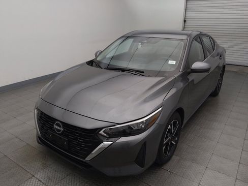 Used 2025 Nissan Sentra SV FWD image 15