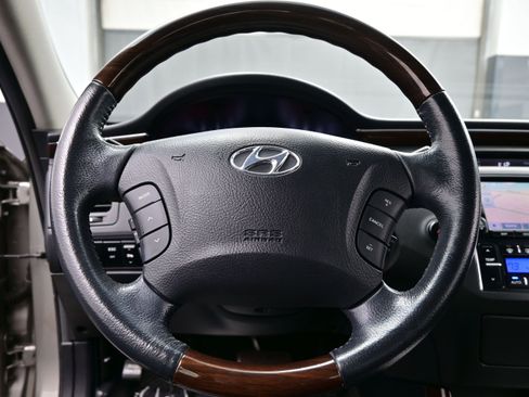 Used 2009 Hyundai Azera Limited w/ Ultimate Navigation Pkg 4 FWD image 22