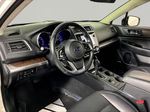 Used 2018 Subaru Outback 2.5i Limited AWD/4WD image 17