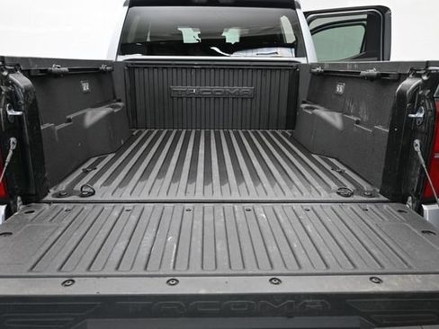 Used 2026 Toyota Tacoma SR5 AWD/4WD image 30
