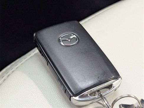 Used 2023 MAZDA CX-5 AWD 2.5 S w/ Premium Package image 23