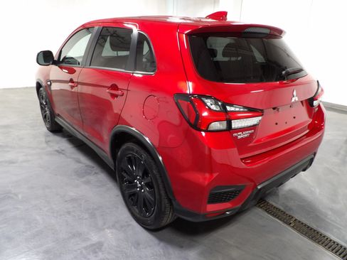 Used 2025 Mitsubishi Outlander Sport SE AWD/4WD image 7