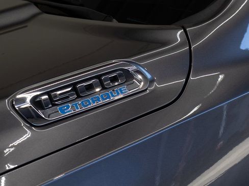 Used 2024 RAM 1500 Lone Star image 12