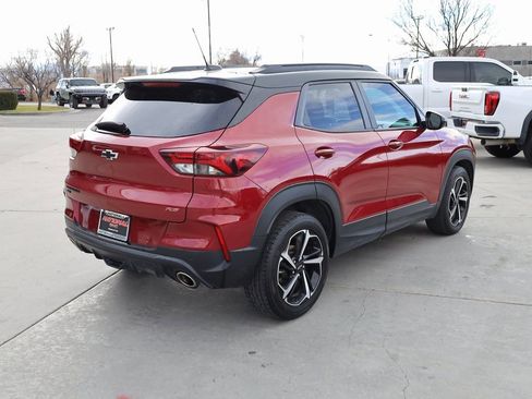 Used 2021 Chevrolet TrailBlazer RS w/ Sun and Liftgate Package image 6