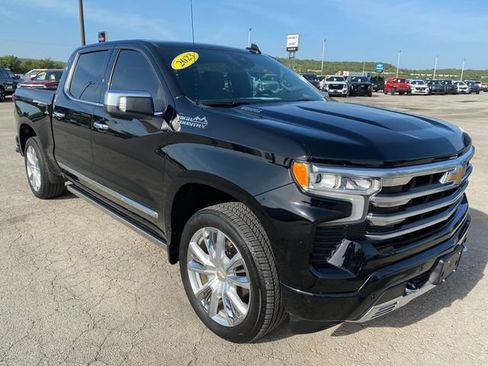 Used 2023 Chevrolet Silverado 1500 High Country w/ High Country Premium Package AWD/4WD image 8