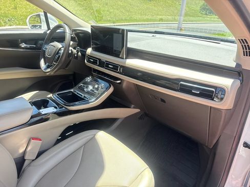 Used 2023 Lincoln Nautilus Reserve w/ Equipment Group 201A AWD/4WD image 72