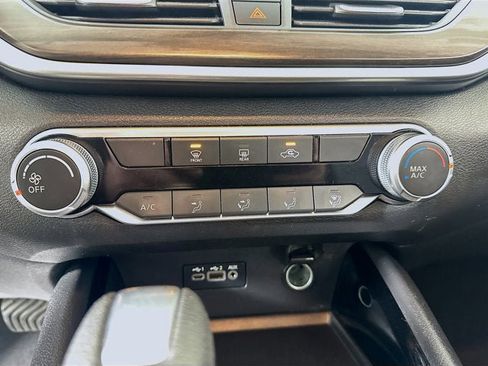 Certified 2024 Nissan Altima 2.5 SV image 13