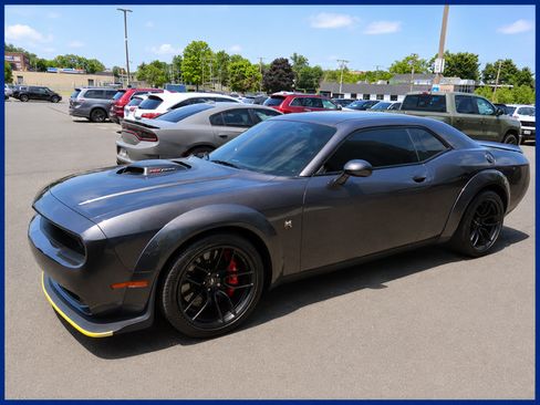 Used 2022 Dodge Challenger R/T Scat Pack RWD image 1