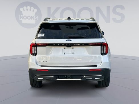 New 2025 Ford Explorer Active w/ Active Comfort Package image 5