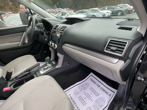 Used 2016 Subaru Forester 2.5i Limited image 28