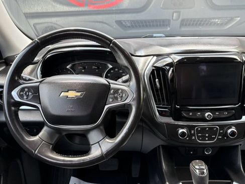 Used 2018 Chevrolet Traverse LT AWD/4WD image 27