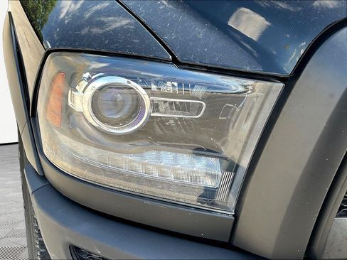 Used 2022 RAM 1500 Classic Warlock w/ Electronics Group AWD/4WD image 33