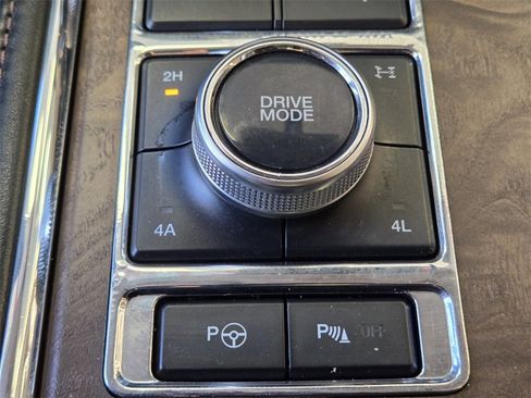 Used 2020 Ford Expedition Platinum image 29