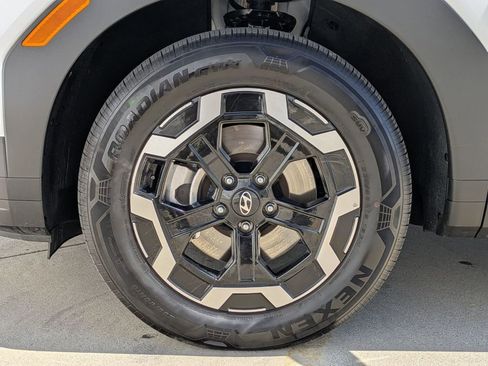 Used 2025 Hyundai Santa Fe SEL FWD image 31