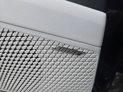 New 2026 Hyundai Elantra Limited image 17