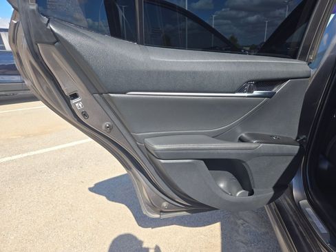 Used 2018 Toyota Camry XSE image 14