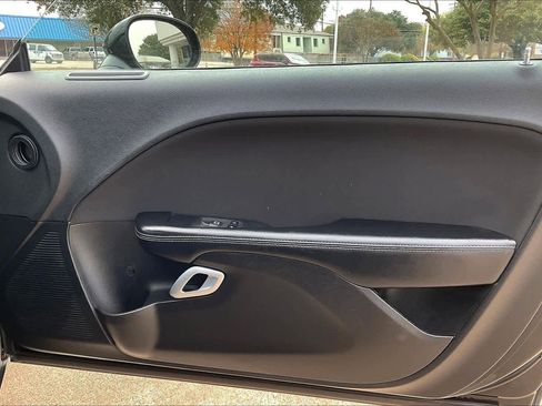 Used 2021 Dodge Challenger SXT w/ Blacktop Package image 18