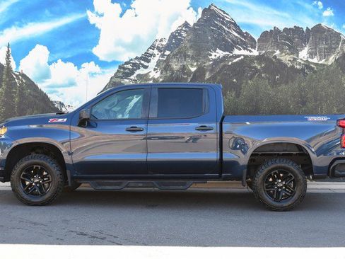 Used 2021 Chevrolet Silverado 1500 Custom Trail Boss w/ Safety Confidence Package image 7