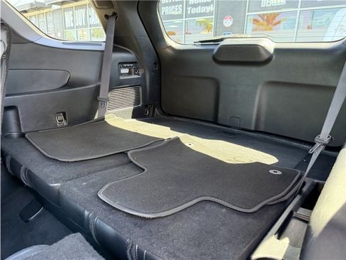 Used 2020 Ford Explorer ST w/ Premium Technology Package AWD/4WD image 22