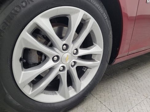 Used 2018 Chevrolet Malibu LT image 31