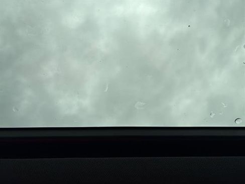 New 2026 Volkswagen Tiguan SE R-Line image 23