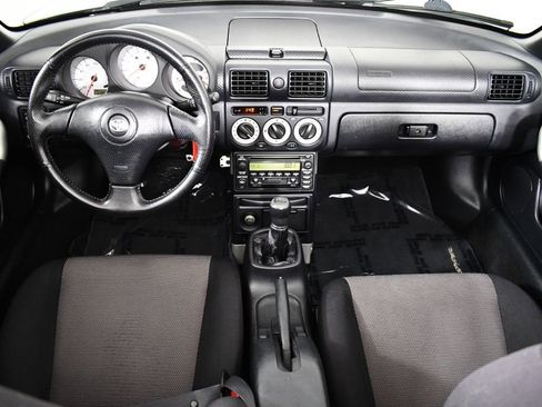 Used 2000 Toyota MR2 image 24