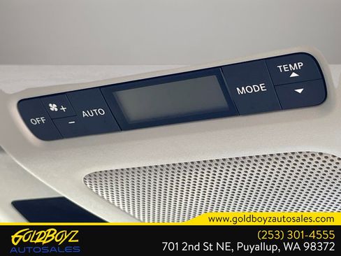 Used 2011 Nissan Quest LE image 41