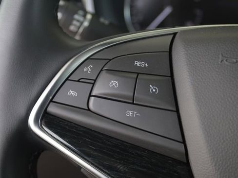 Certified 2025 Cadillac XT5 Premium Luxury image 12