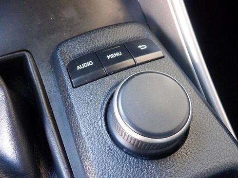 Used 2015 Lexus IS 250 image 26