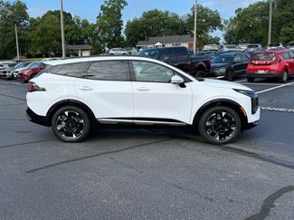 New 2026 Kia Sportage SX video 2