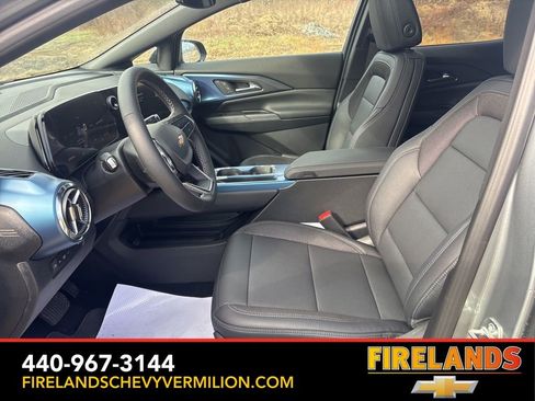 New 2026 Chevrolet Equinox EV LT image 15