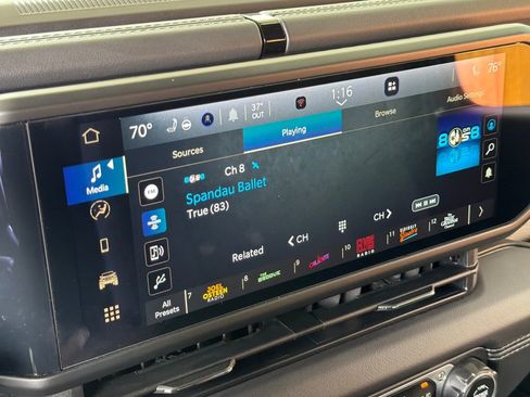 Used 2025 Jeep Wrangler Unlimited Sahara w/ Safety Group image 7